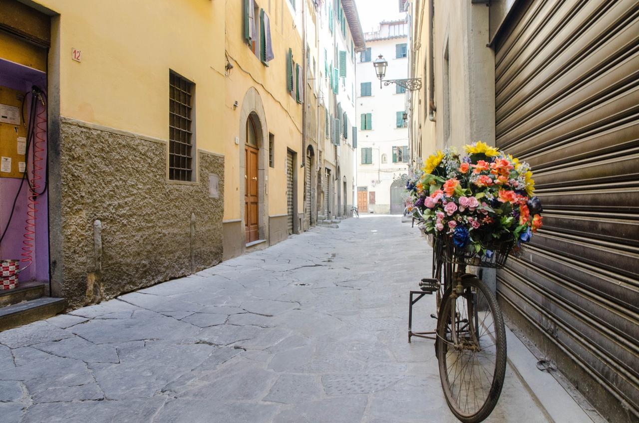 Authentic Flat In The City Center Florence Exterior photo