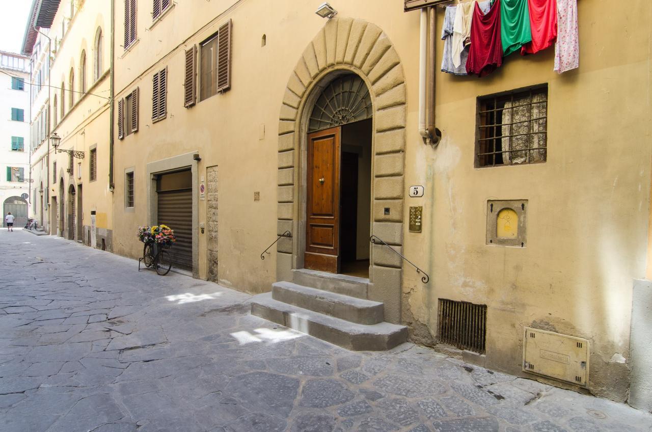 Authentic Flat In The City Center Florence Exterior photo