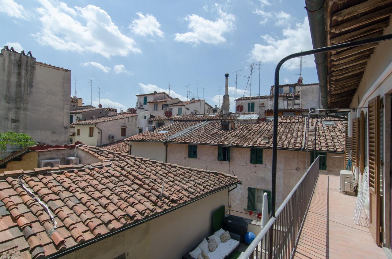 Authentic Flat In The City Center Florence Exterior photo