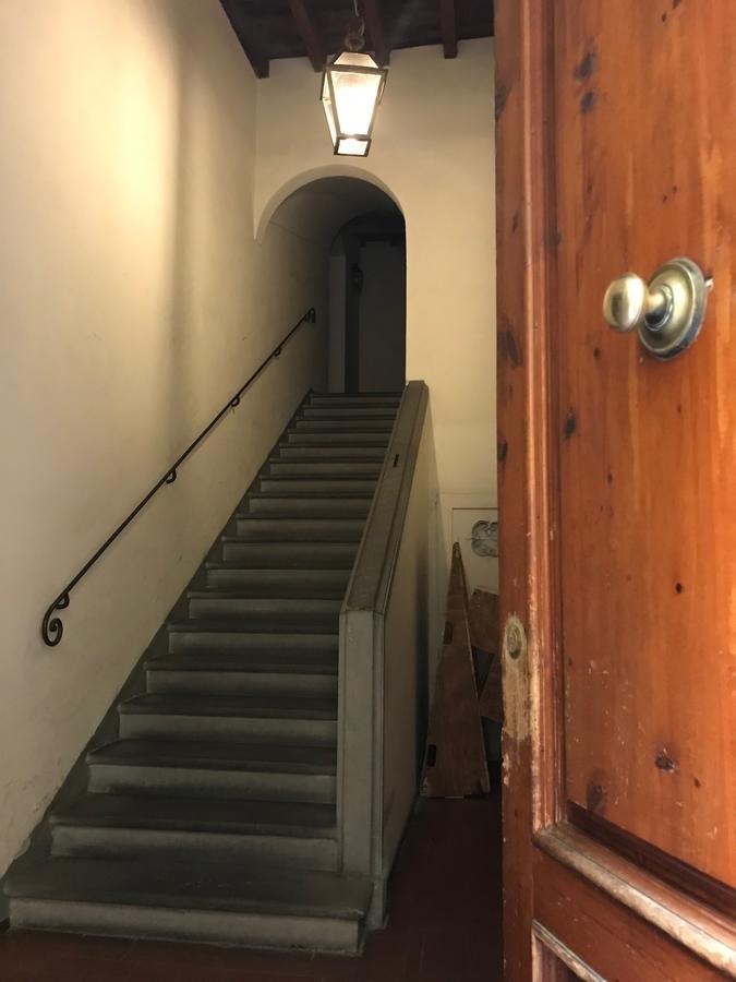Authentic Flat In The City Center Florence Exterior photo