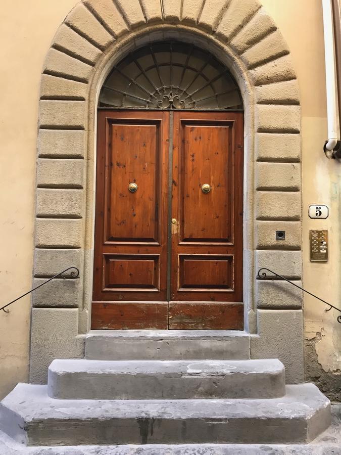 Authentic Flat In The City Center Florence Exterior photo